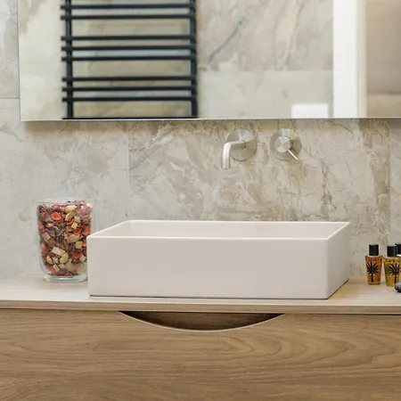 Piazza Mazzini Con Vasca Idromassaggio Privatunterkunft