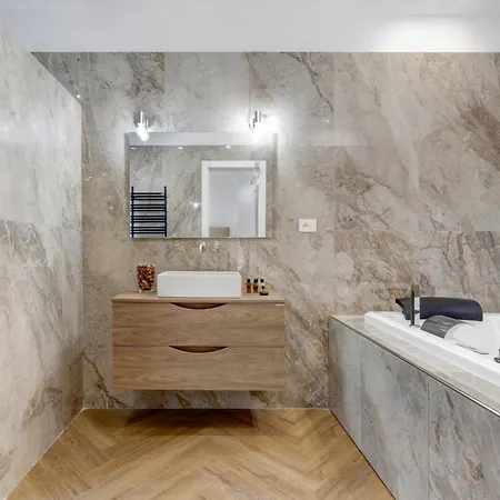 Piazza Mazzini Con Vasca Idromassaggio Privatunterkunft Rom