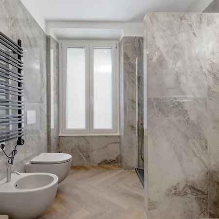 Rum i privatbostad Piazza Mazzini Con Vasca Idromassaggio *